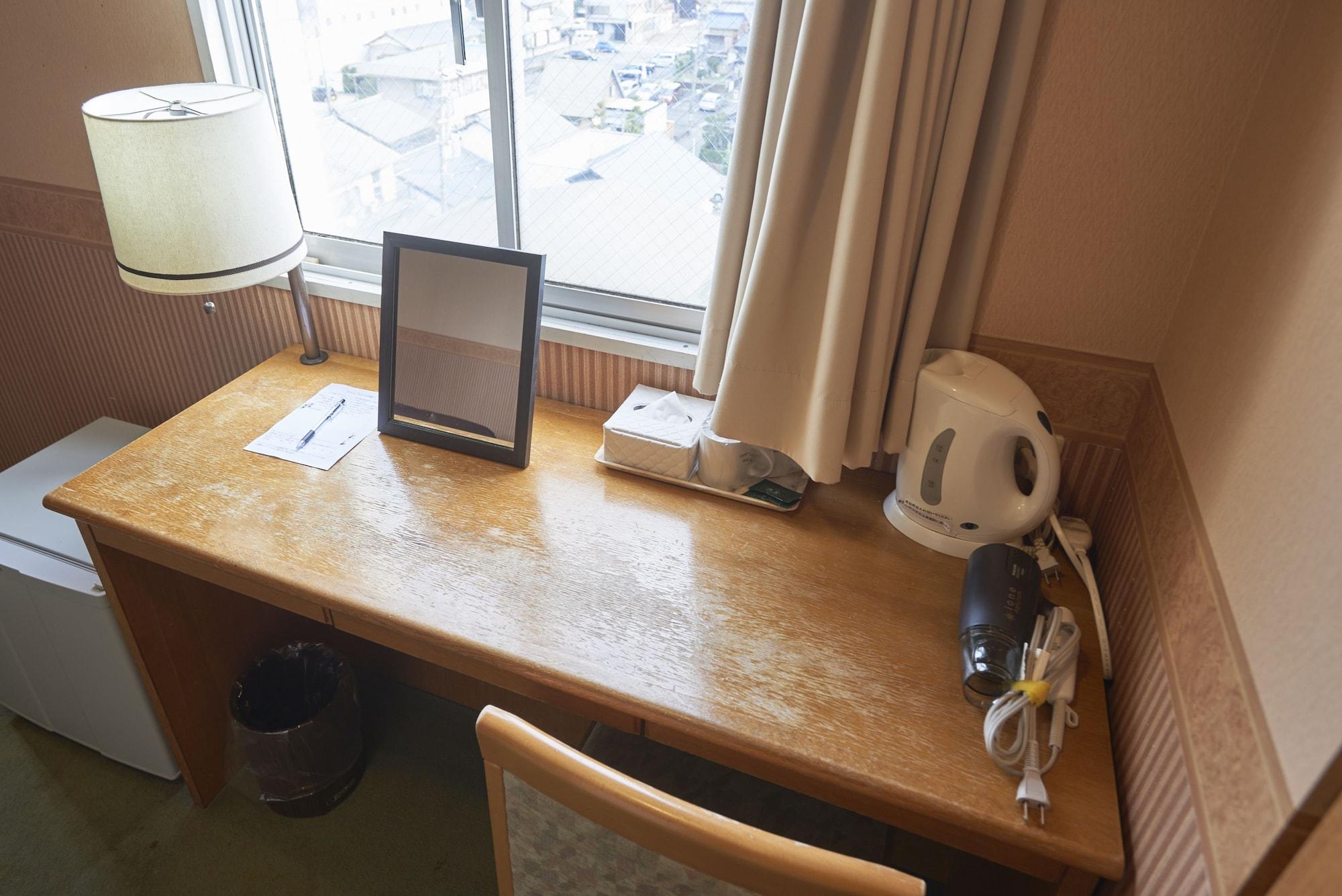 Select Inn Nagoya Iwakura Eki-Mae מראה חיצוני תמונה